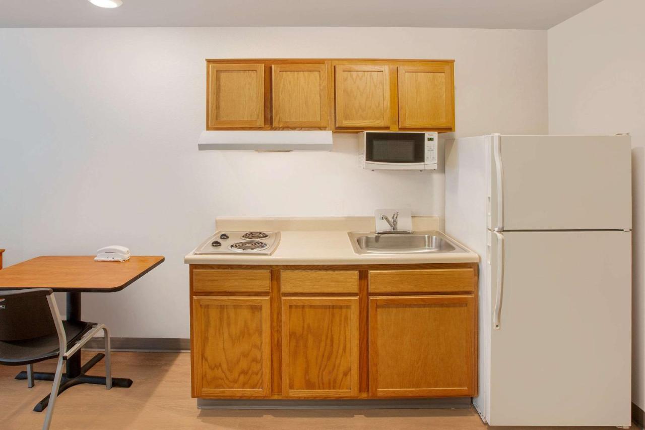 Woodspring Suites ハーリンゲン エクステリア 写真
