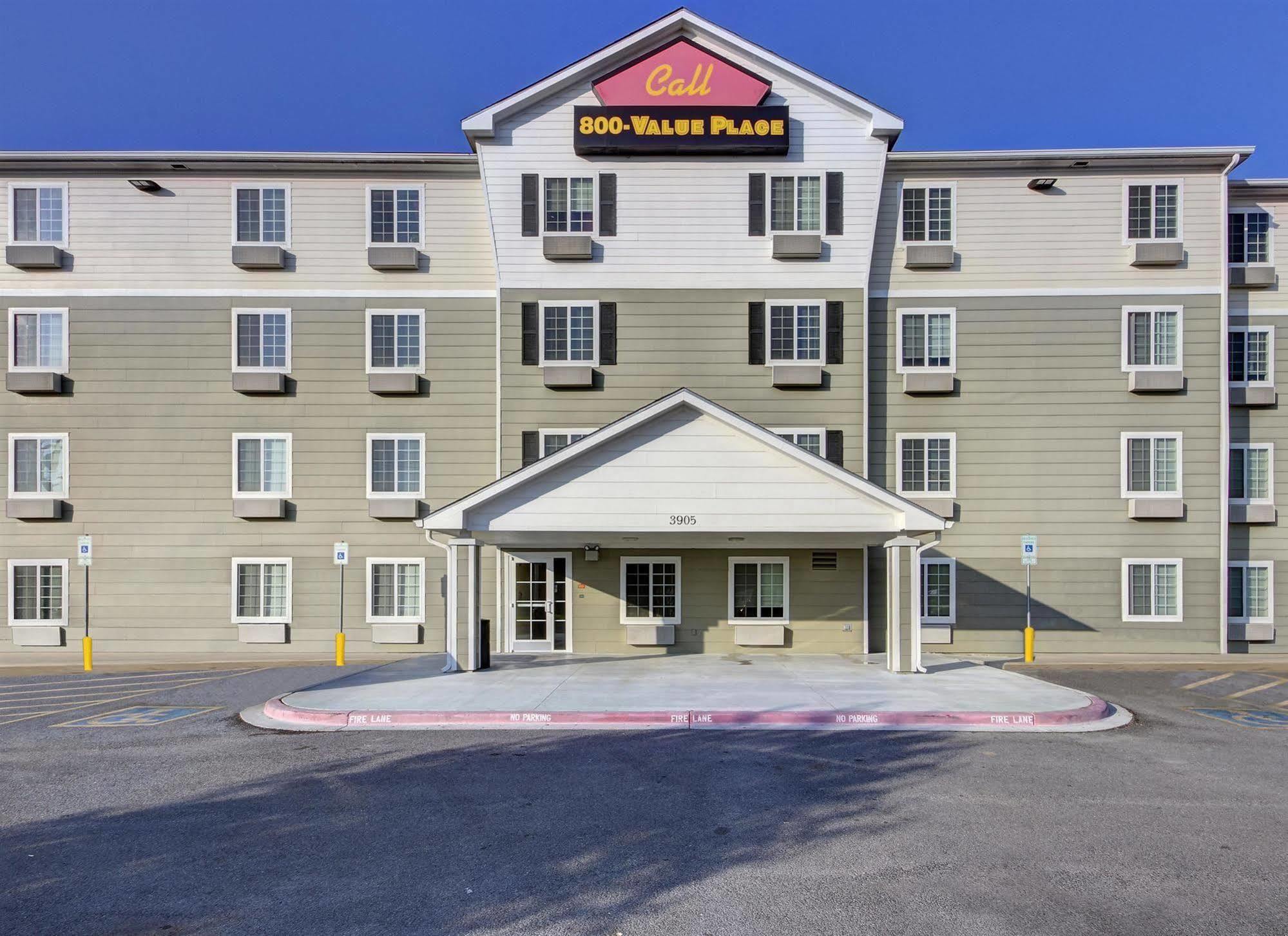 Woodspring Suites ハーリンゲン エクステリア 写真